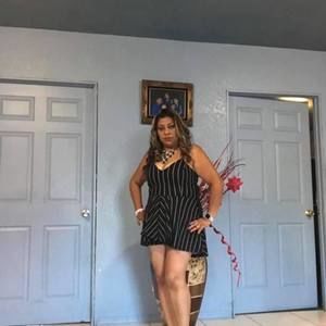 Meet your Posher, Nohemy